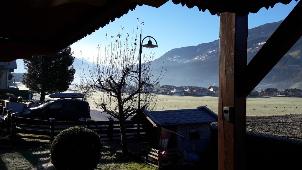 Fewo "Unterm Wald" Stumm Bagian luar foto