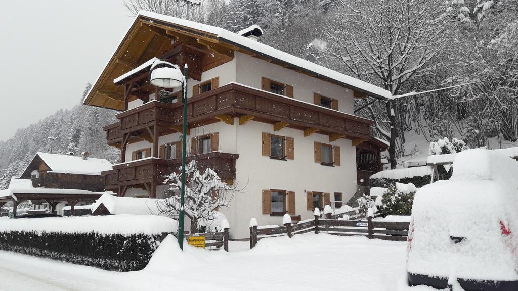 Fewo "Unterm Wald" Stumm Bagian luar foto